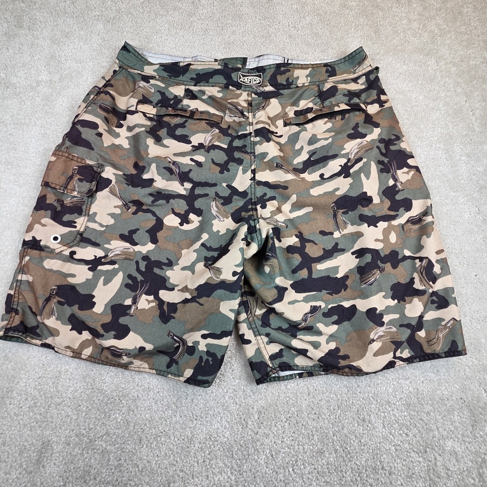 AFTCO‎ Camo Board Shorts Mens Size 36 Fishing Lure Swim Trunks Cargo